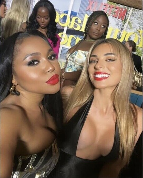 Georgia Hassarati nice model picture