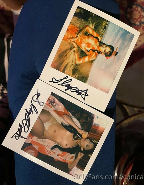 iconica model erotic gallery