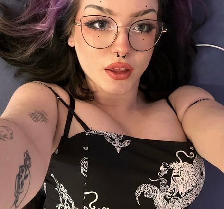 miniasuna free actress pictures