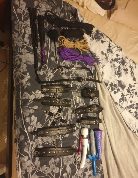 chubby little kitty nude actress galleries