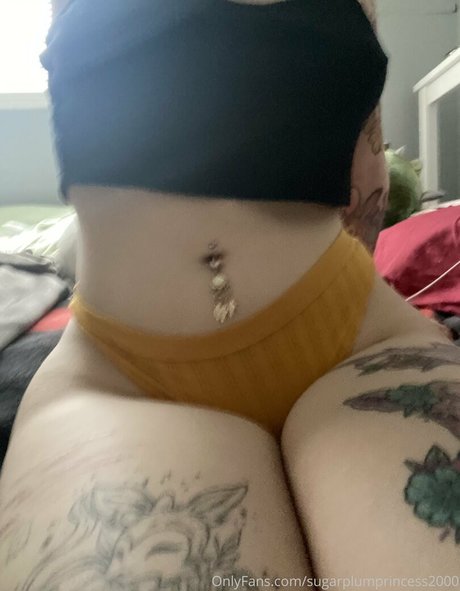 getmeoffpls model beautiful photos