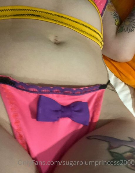 getmeoffpls pornographic model photo