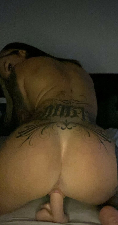 Mikaylave top star pics