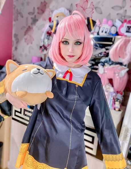 Anayami model naked archive