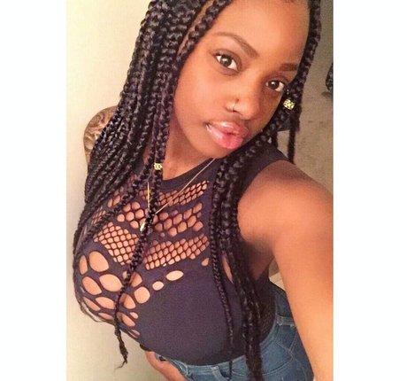 Itstaviaa pornstar nude gallery