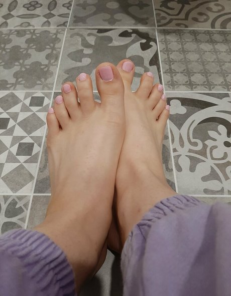 sophiee feet pornstar hot pictures