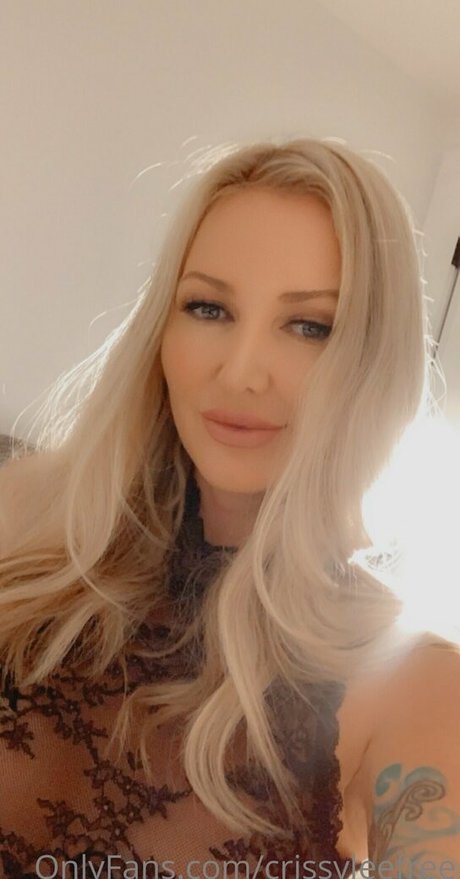 crissyleefree star high quality images