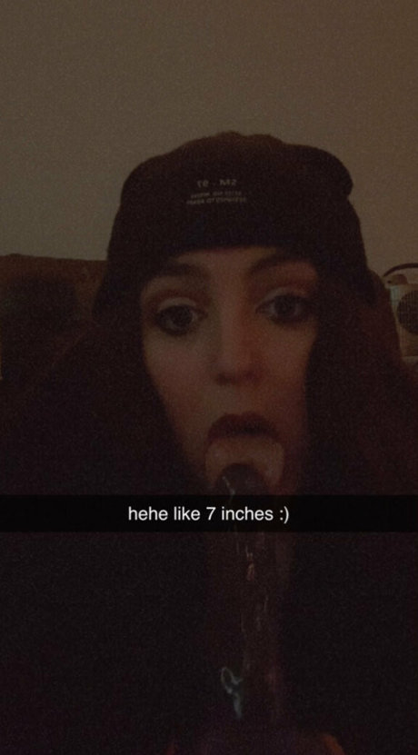 yourfavbustybrat model best images