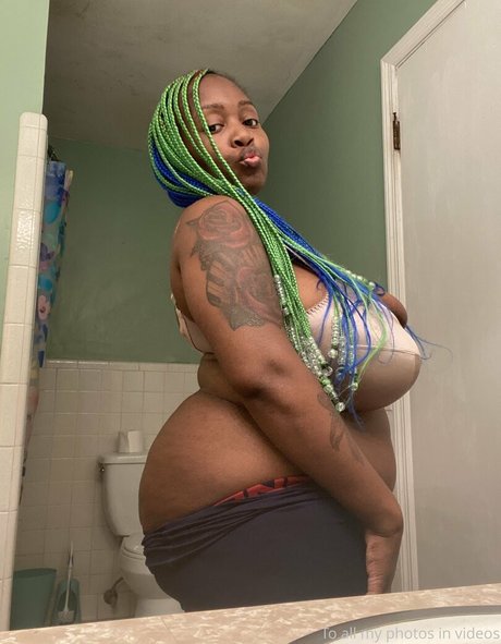 famousstarkmarie exclusive star photos