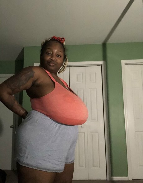 famousstarkmarie model adult picture