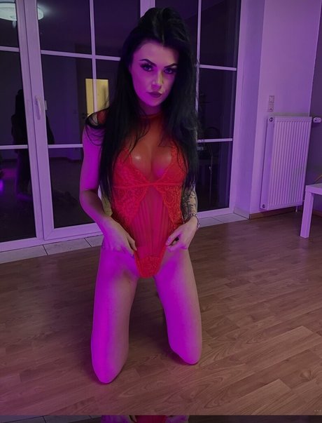 Selina Fox pornstar nudes photos