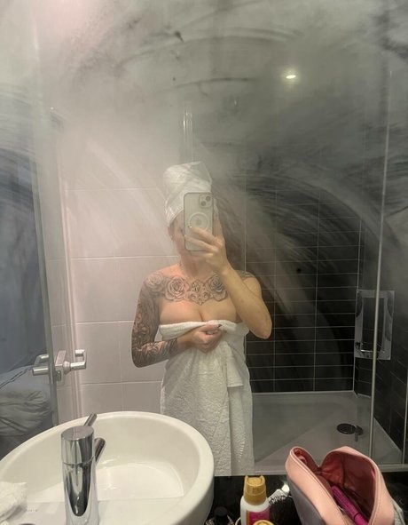 Nurselayla adult actress img