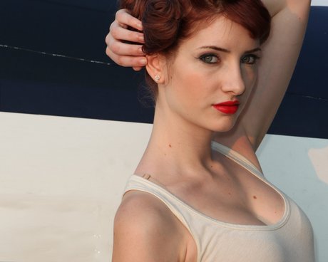 Susan Coffey naked actress pic