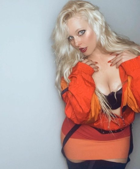 Amethyst Franklin pretty model picture