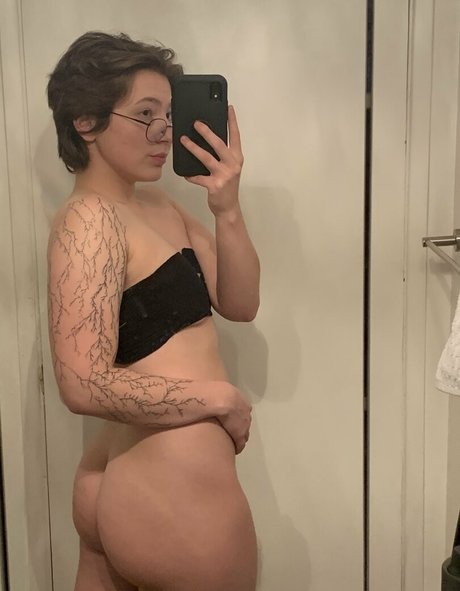 marie5707 star naked galleries