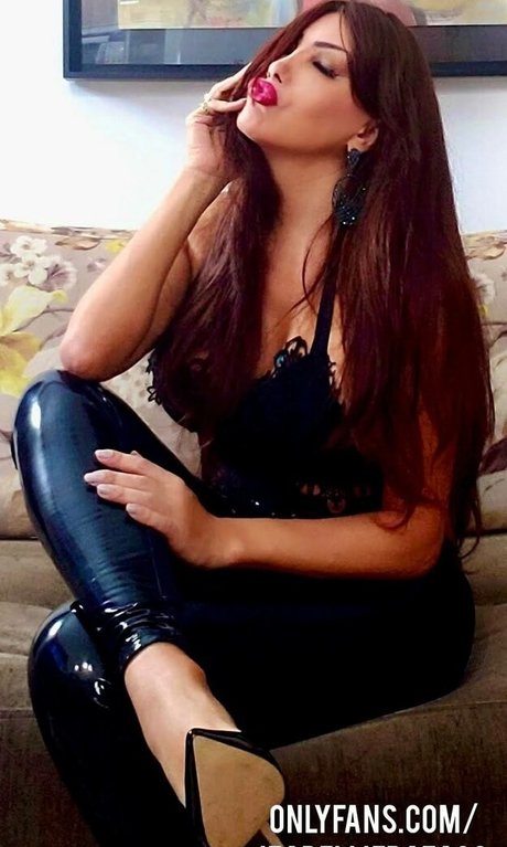 Izabelli Frazao star best archive