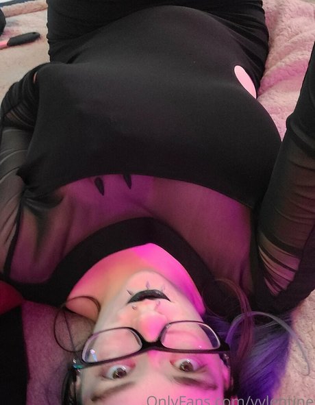 vylentine best actress photos