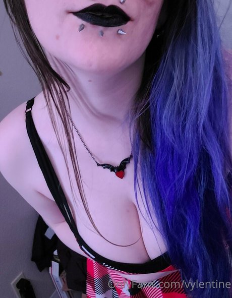 vylentine nudes actress image