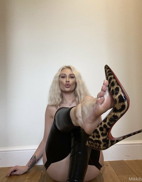 mikkib star hot pictures