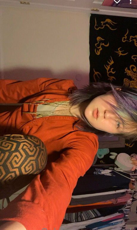 eeeruh model naked archive