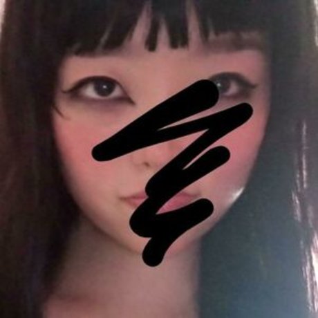 tinybooobs star erotic photo