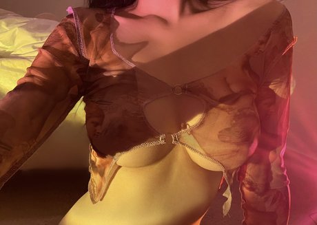 xyaku pornstar pretty photo