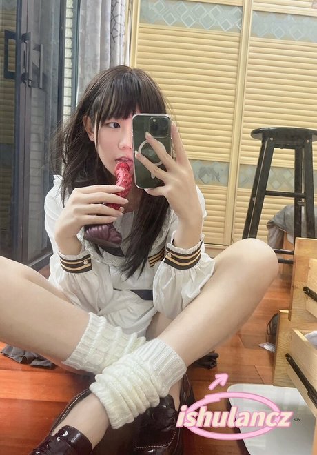 ishulancz123 pornstar high quality galleries