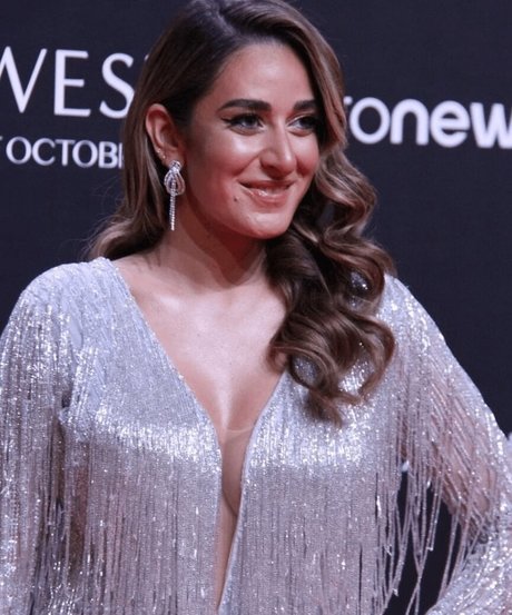 Amina Khalil perfect star image