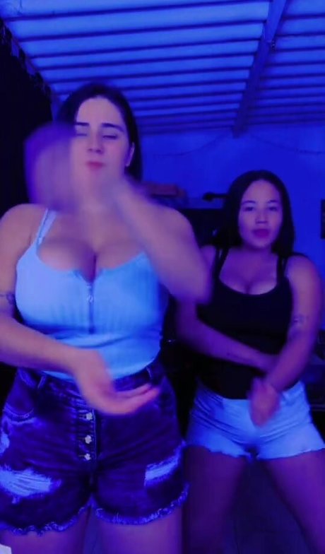 Wendy Yineth sexy star img