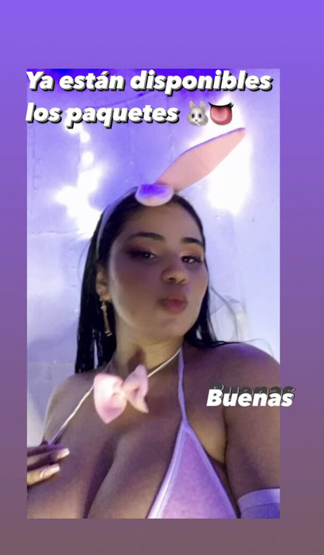 Wendy Yineth nude actress picture