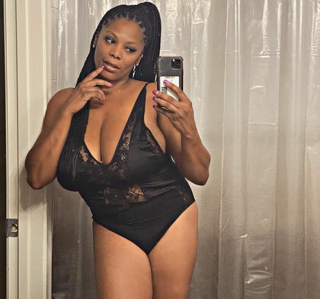 Clara Marie erotic actress photos