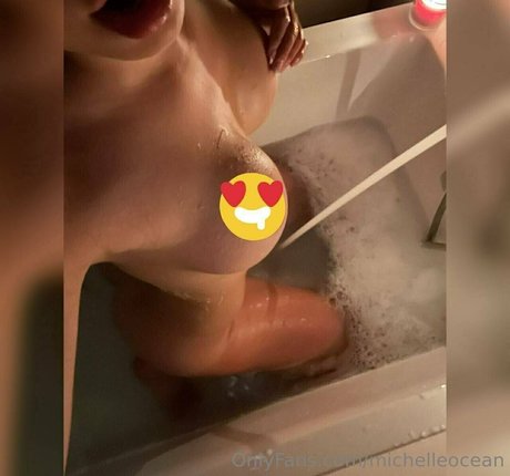 carolinespark nudes star gallery