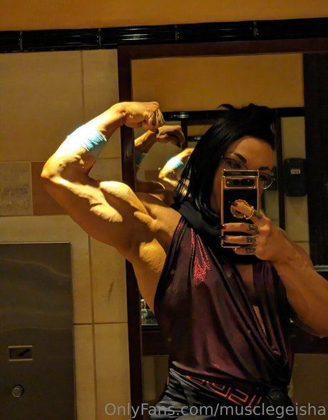 Angela Yeo model adult photos