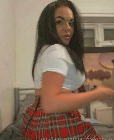 nancywood2 beautiful model photo