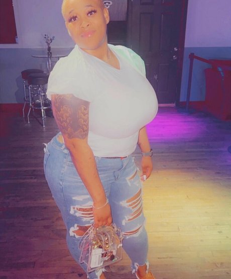 ChellMzDonald pretty actress photos