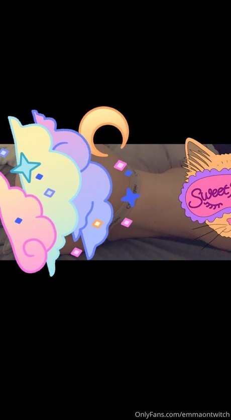 emmaontwitch erotic actress pictures