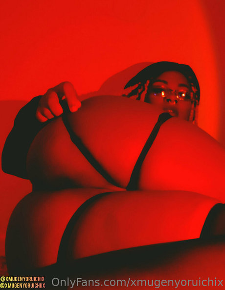 Xmugenyoruichix sexy pornstar photo