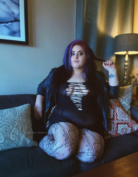 black magick luna art model pictures