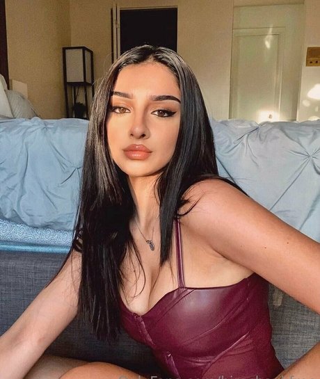 hirashaykfree erotic star photos