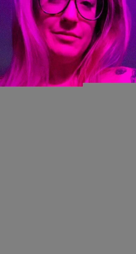 onlymiaux star nude archive