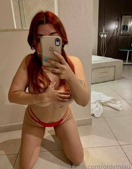 onlymiaux xxx star pictures