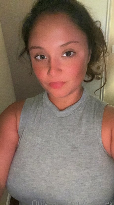 reyadex erotic star image