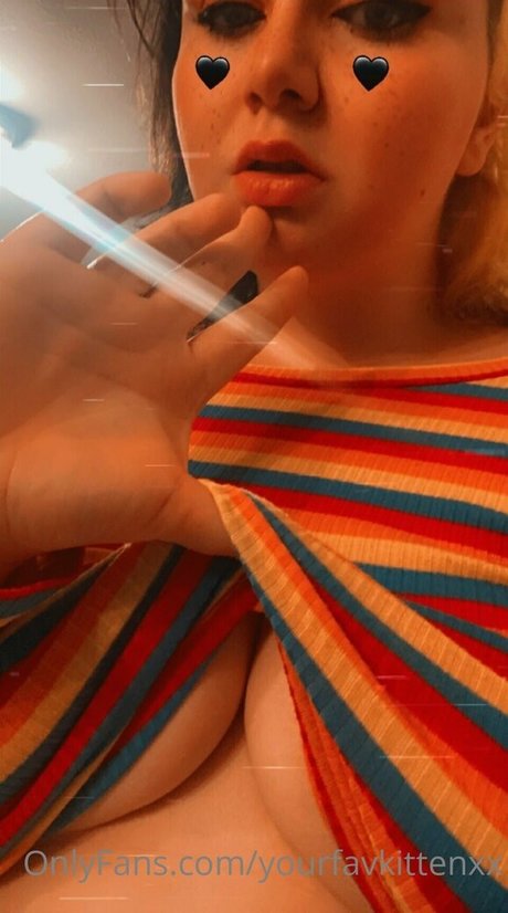 yourfavkittenxx beautiful actress img