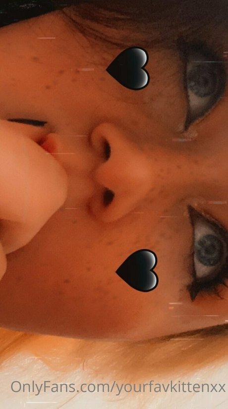 yourfavkittenxx model exclusive gallery
