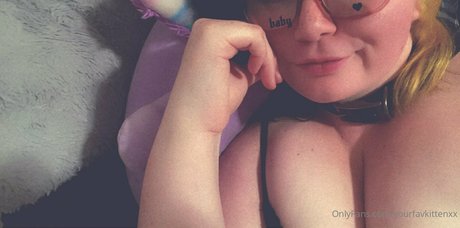 yourfavkittenxx art star img