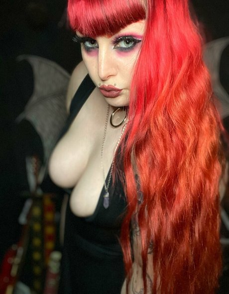 lunarmoonwitch13 model exclusive images