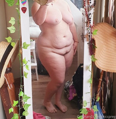 thiccpreg beautiful star archive