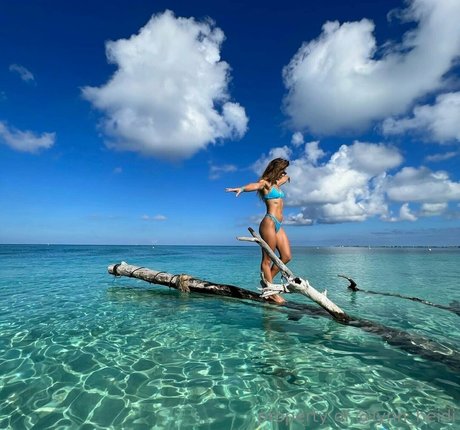 lyn heidi art model image