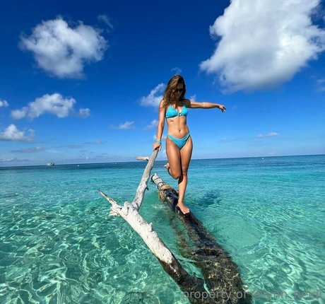 lyn heidi star naked picture