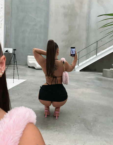 iesha mareee erotic star archive